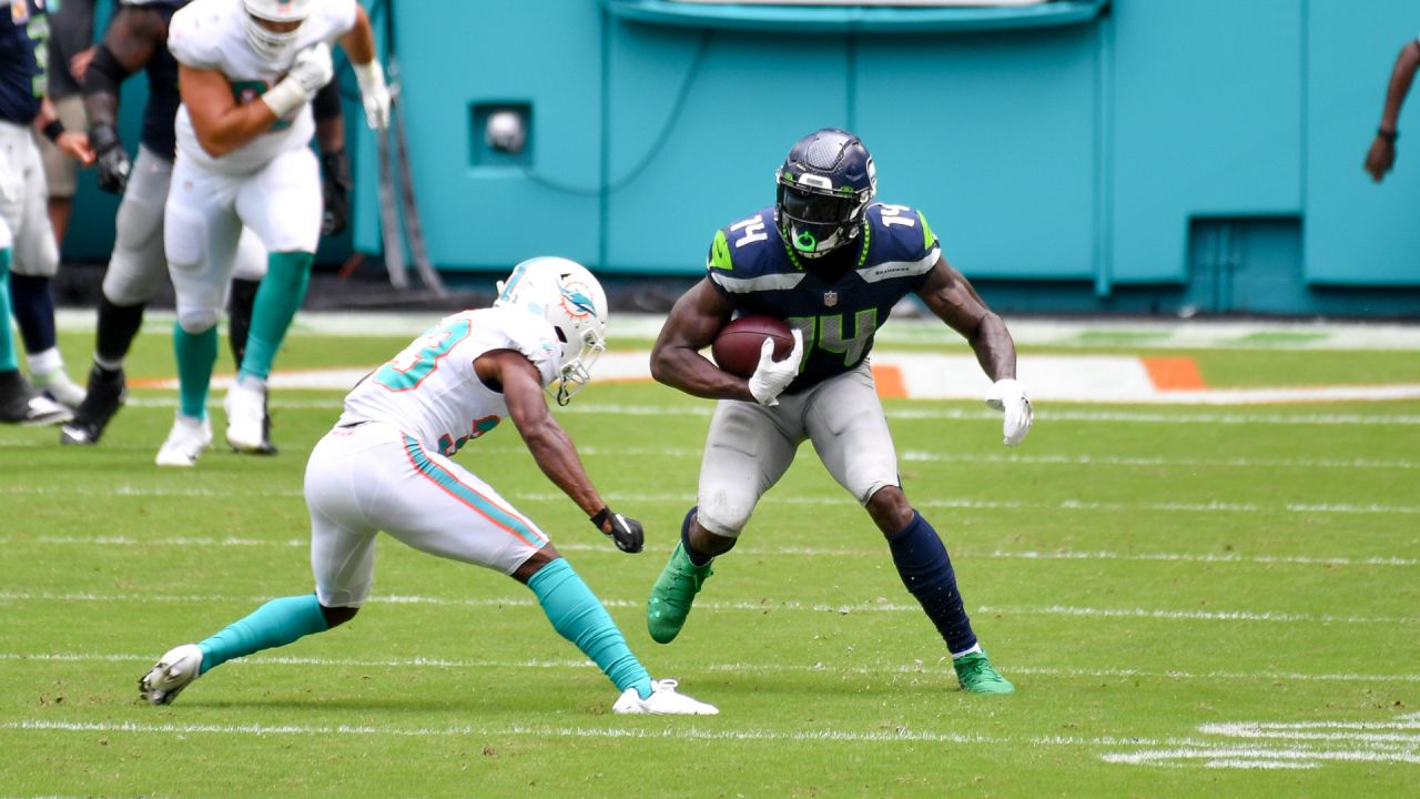 Seahawks beat Dolphins for first 4-0 start since 2013 - The Columbian