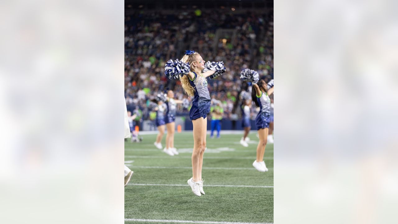 PHOTOS: Junior Seahawks Dancers Take The Field At Preseason Game 2