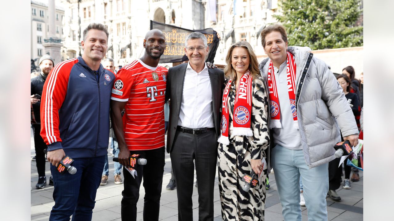 Jamie Erdahl is seen on the set of Good Morning Football in Munich,  Germany, Wednesday, Nov. 9, 2022. (Steve Luciano/AP Images for NFL Stock  Photo - Alamy