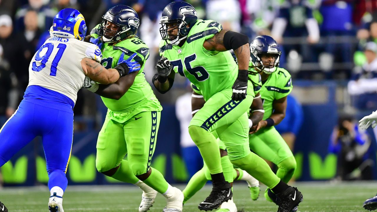 SEA-NE grades: Seahawks S Kam Chancellor stars in return to action, NFL  News, Rankings and Statistics