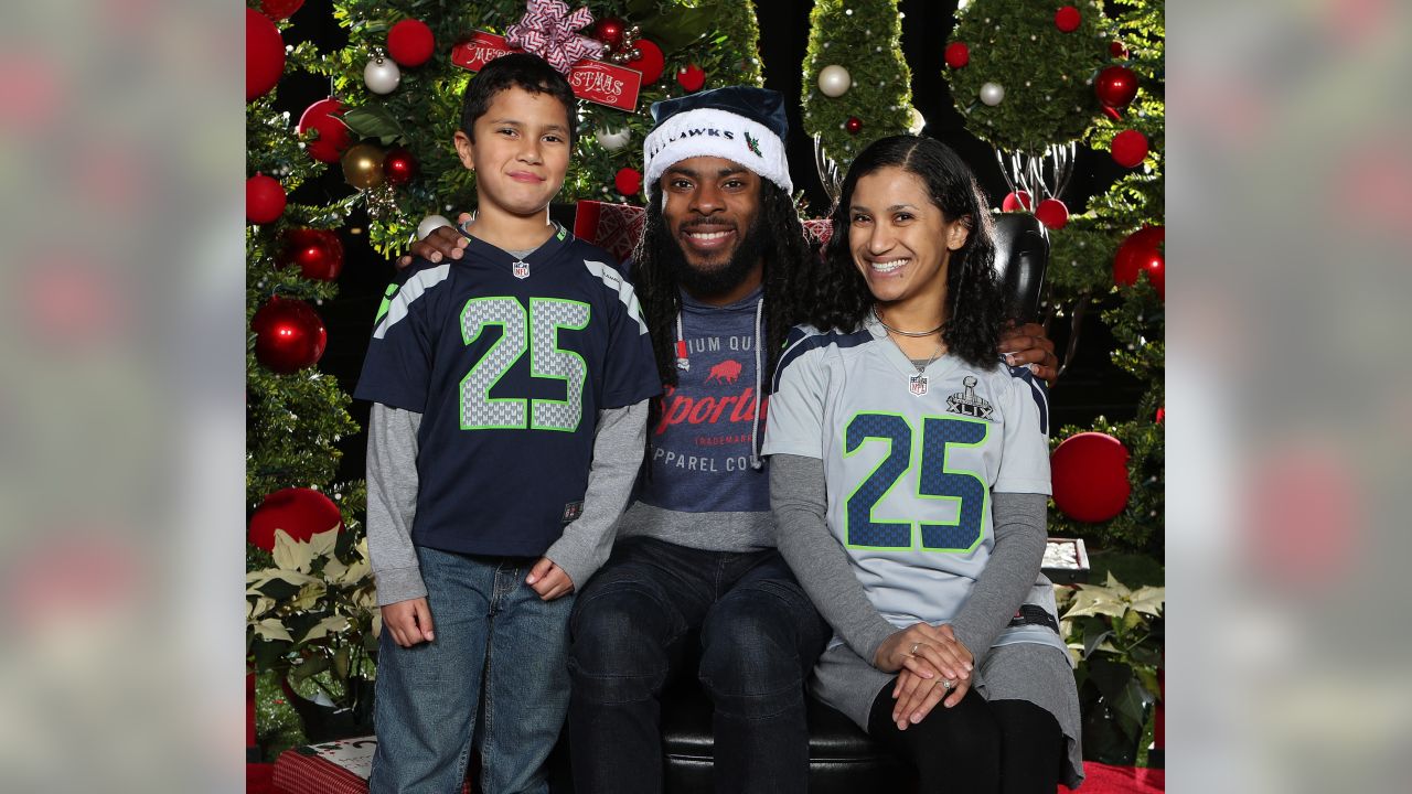 Seahawks CB Richard Sherman Fulfills Promise, Funds Scholarship