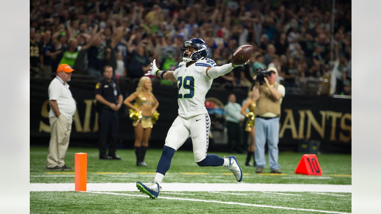 Seattle Seahawks on X: White on Blue uniform combo is on deck for  tomorrow. ⚪️