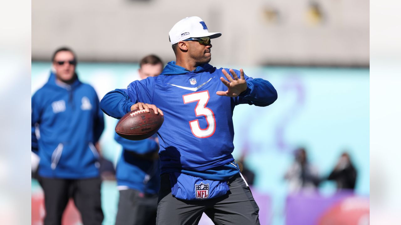 PHOTOS: Best Shots From Thursday's Pro Bowl Practice In Las Vegas