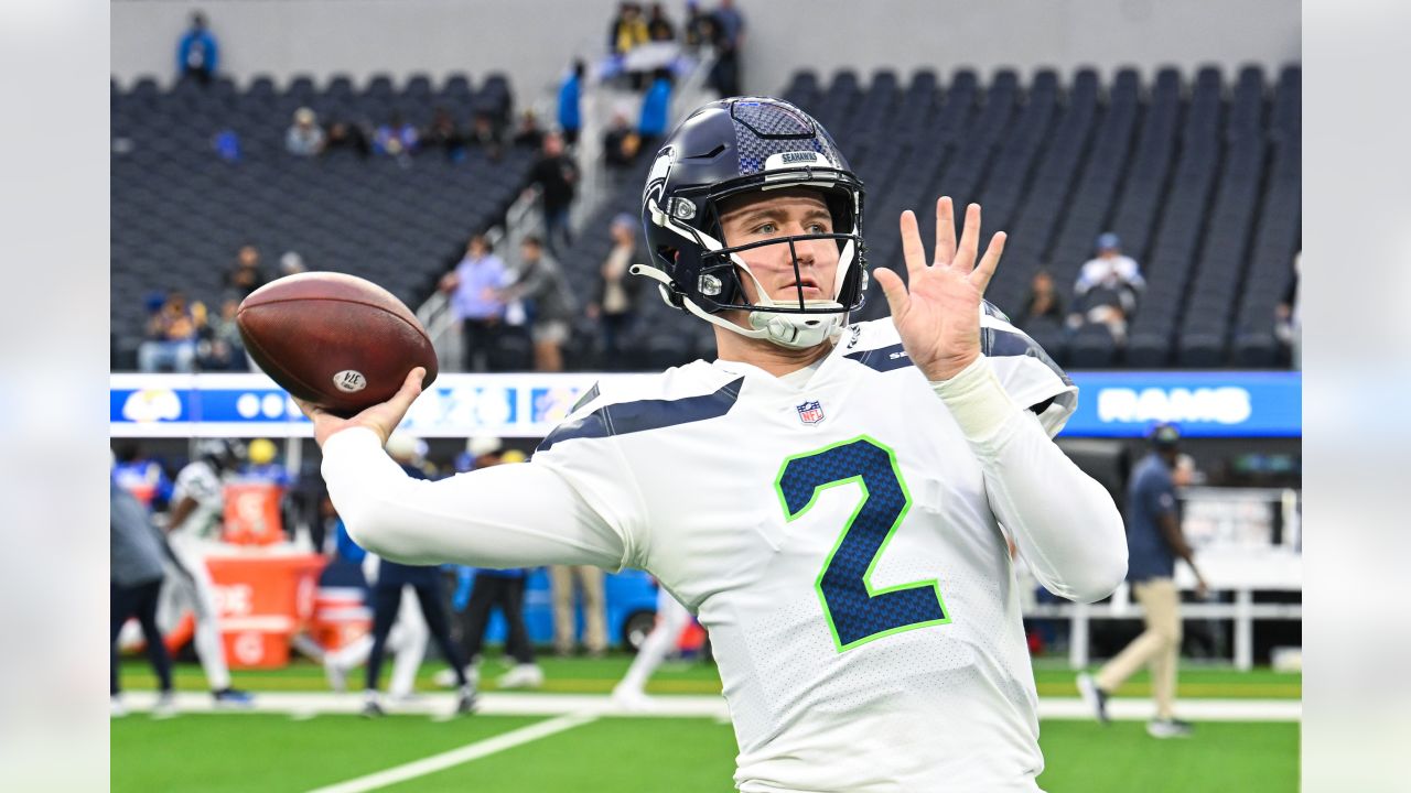 Rule Change Opens Door For Seattle Seahawks' Throwback Threads in 2022 -  Sports Illustrated Seattle Seahawks News, Analysis and More