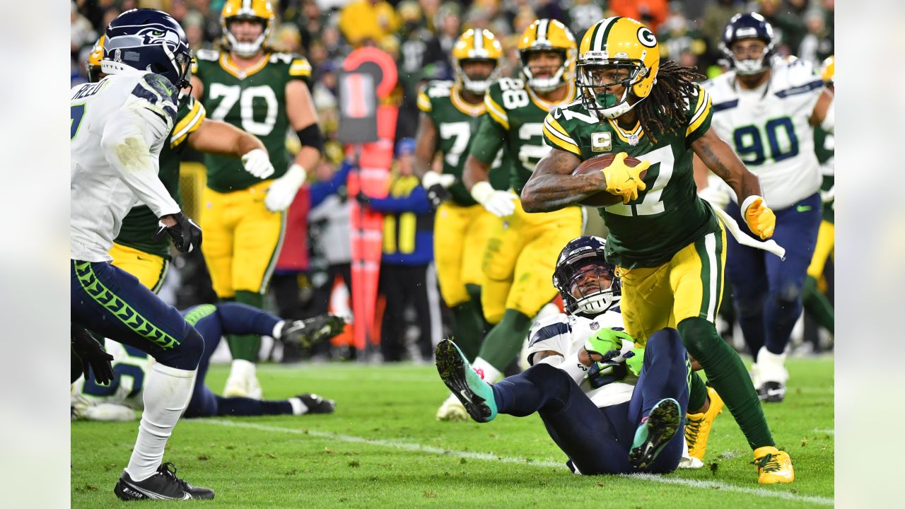 Seattle Seahawks vs Green Bay Packers - November 14, 2021