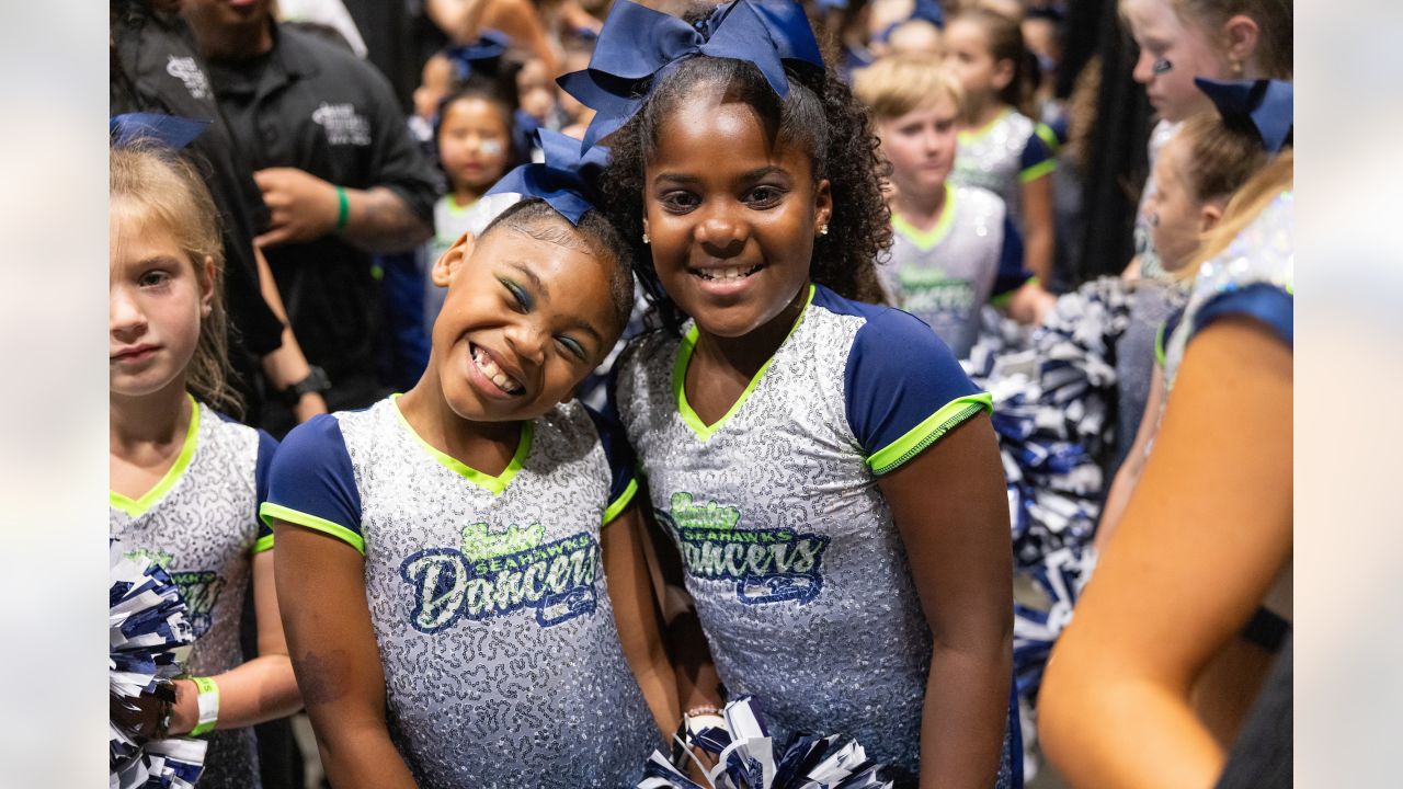 PHOTOS: Junior Seahawks Dancers Take The Field At Preseason Game 2