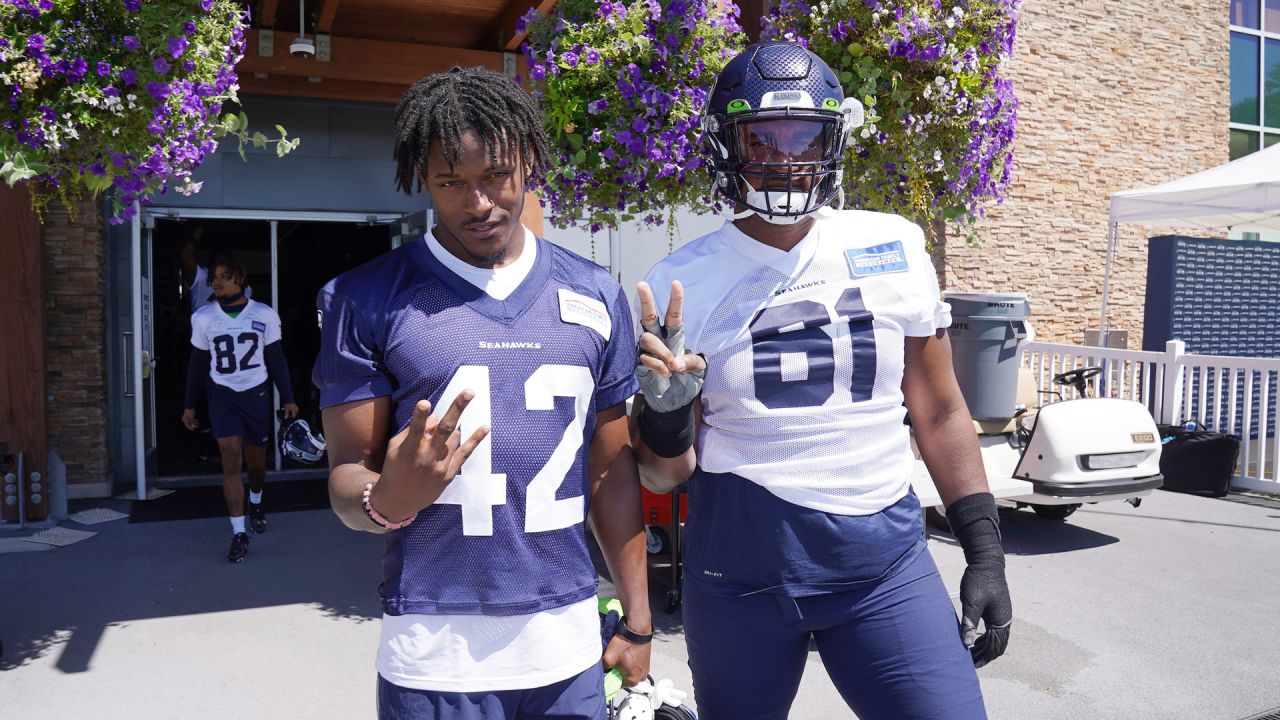 Seahawks CB Tre Flowers on year 2 and being a dad at Christmastime