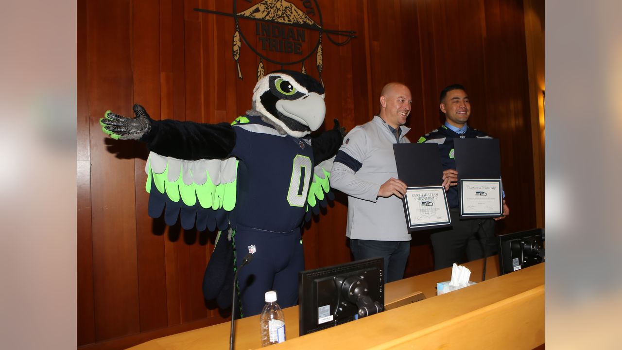 Seattle Seahawks throwback is a tribute to Coast Salish culture - Tulalip  News