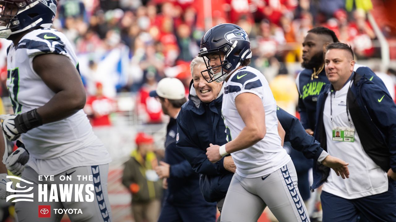 Lions' Aidan Hutchinson wins 2022 Pepsi Rookie of the Year