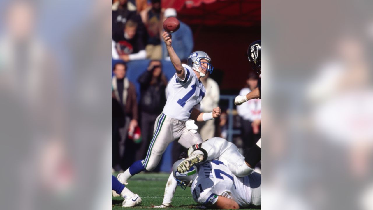 1990 Press Photo Quarterback Dave Krieg, Seattle Seahawks football action