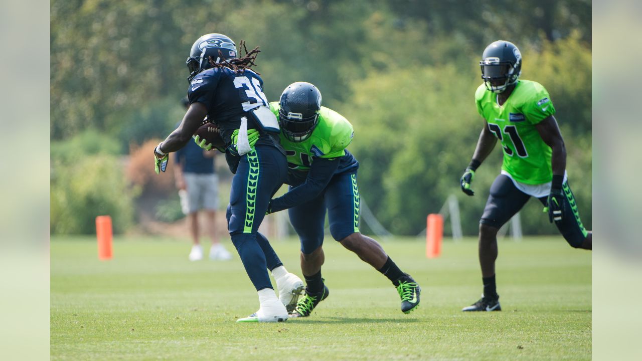 Friday Round-Up: Kam Chancellor, Earl Thomas react to Troy