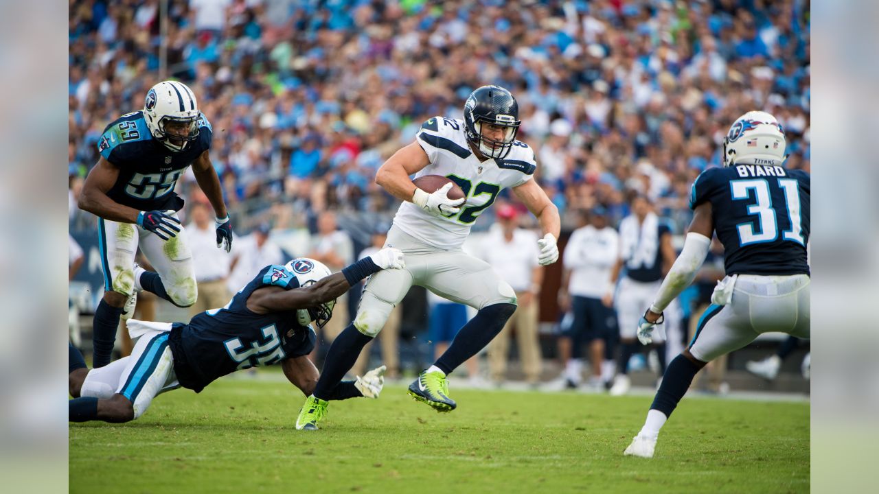 Seattle Seahawks, Tennessee Titans skip national anthem ceremony