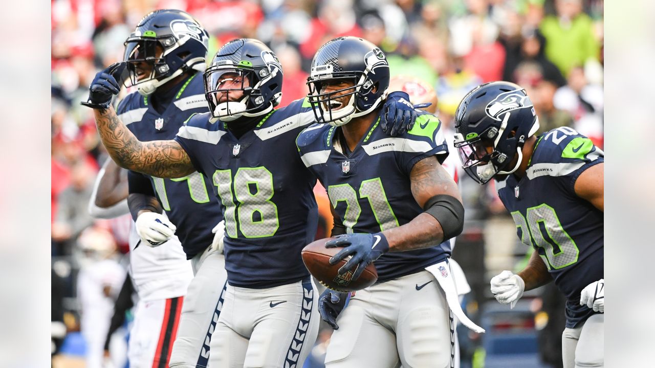 Seattle Seahawks vs. San Francisco 49ers. NFL Game. American Football  League match. Silhouette of professional player celebrate touch down.  Screen in Stock Photo - Alamy