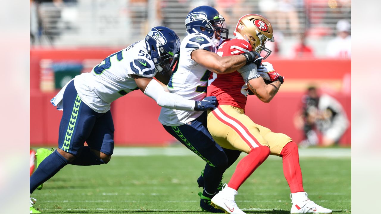 Seahawks QB Russell Wilson reaches 100 regular season wins with Week 4  victory over 49ers - Field Gulls