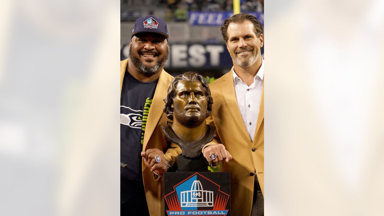 Steve Hutchinson visiting the Seahawks - NBC Sports