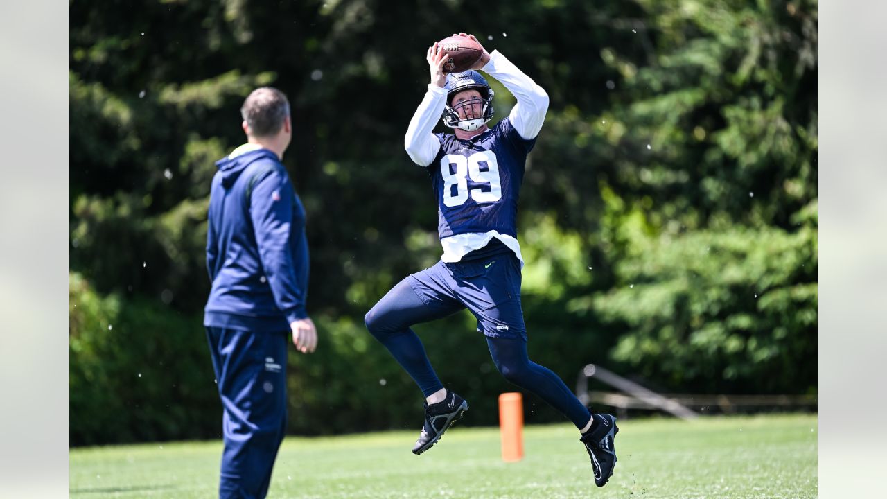 Wednesday Roundup: PFF Grades Will Dissly As The Highest TE In The