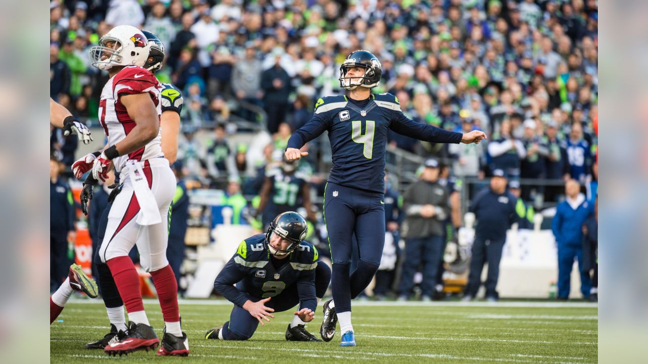 Photo: Seattle Seahawks beat the Arizona Cardinals 58-0 in Seattle. -  SEA2012120931 