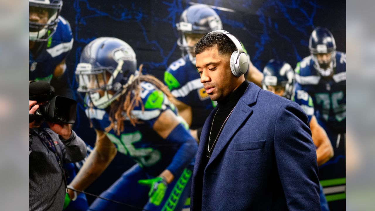 Seahawks Round-Up: K.J. Wright On Unlocking Darrell Taylor's “15-Sack  Potential”