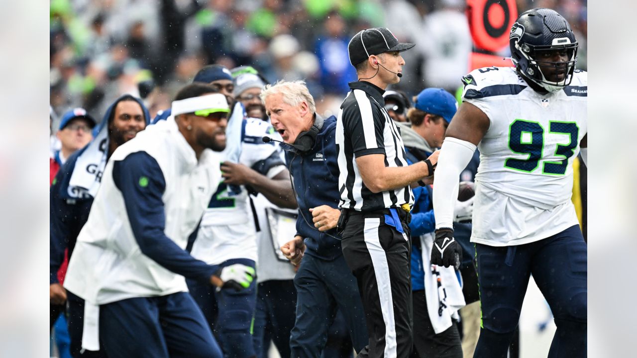 Seattle Seahawks Top Carolina Panthers After Offense Explodes in Second  Half - Sports Illustrated Seattle Seahawks News, Analysis and More