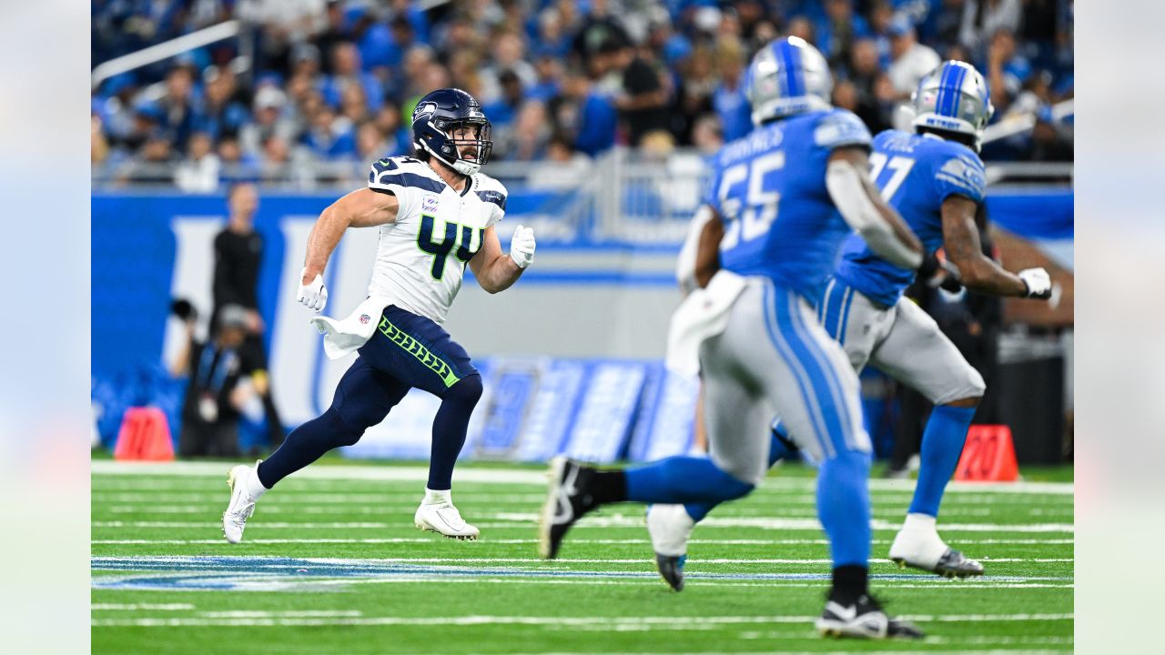 Seahawks Re-Sign FB Nick Bellore To Two-Year Deal 