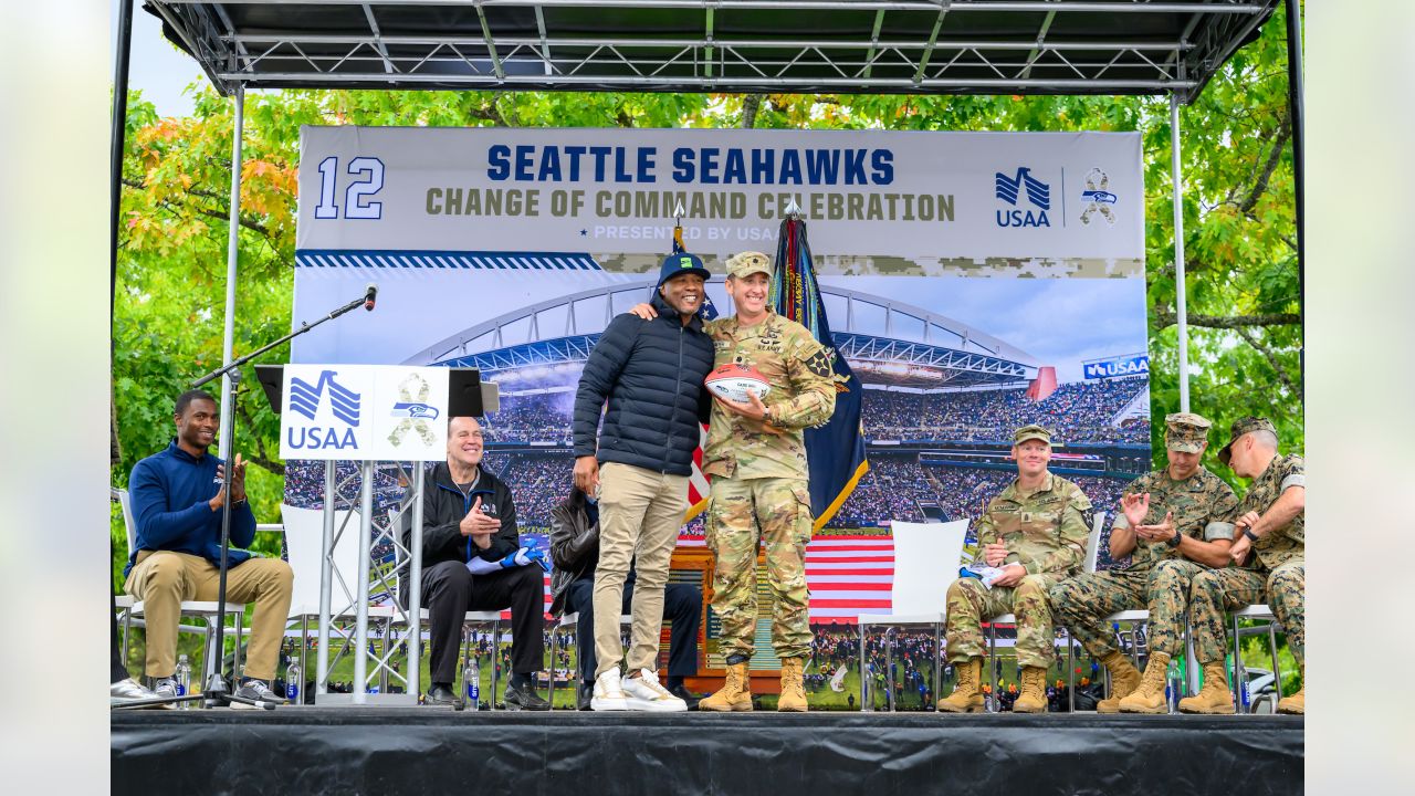 JBLM participates in Seahawks Draft Day event > Air Mobility Command >  Article Display