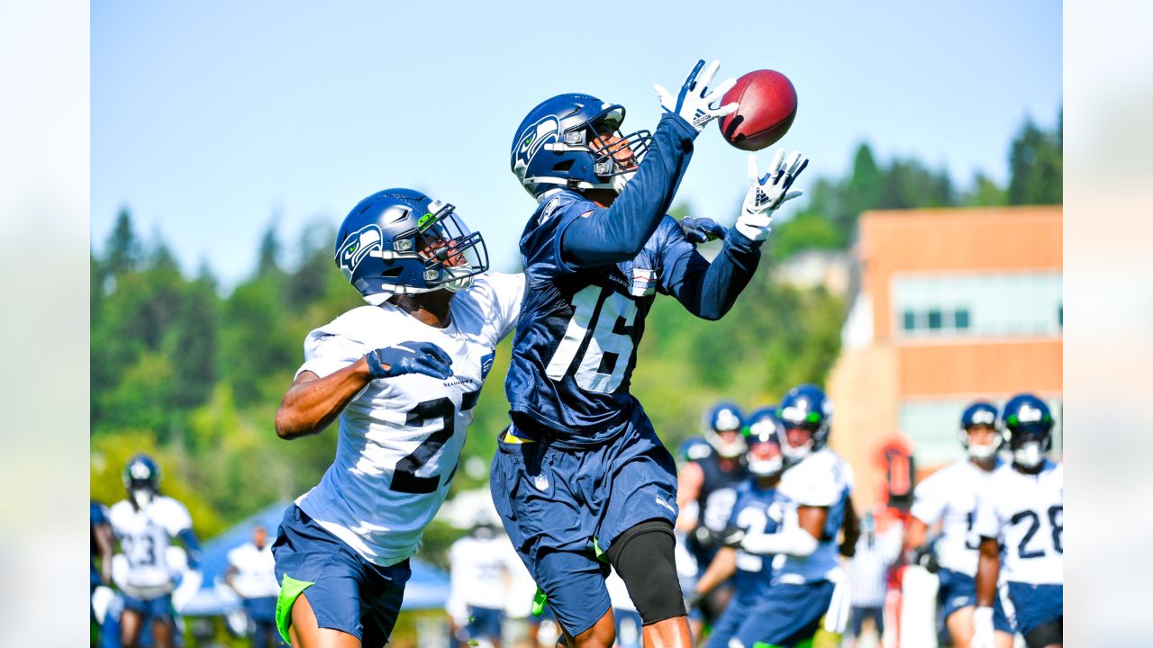 Seattle Seahawks wide receiver John Ursua (15) runs a drill during NFL  football training camp, Thursday, July 25, 2019, in Renton, Wash. (AP  Photo/Ted S. Warren Stock Photo - Alamy