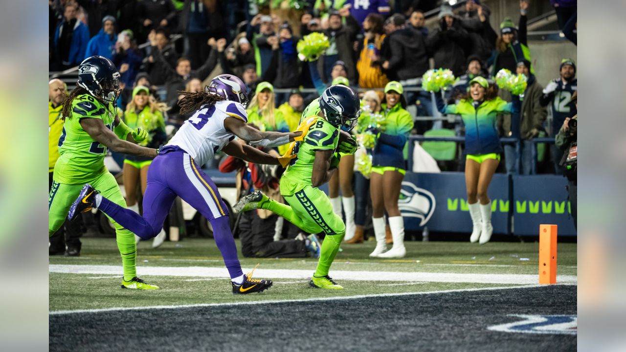 Sounders FC, Seattle Seahawks and First & Goal Inc. unveil new FieldTurf  playing surface inside CenturyLink Field