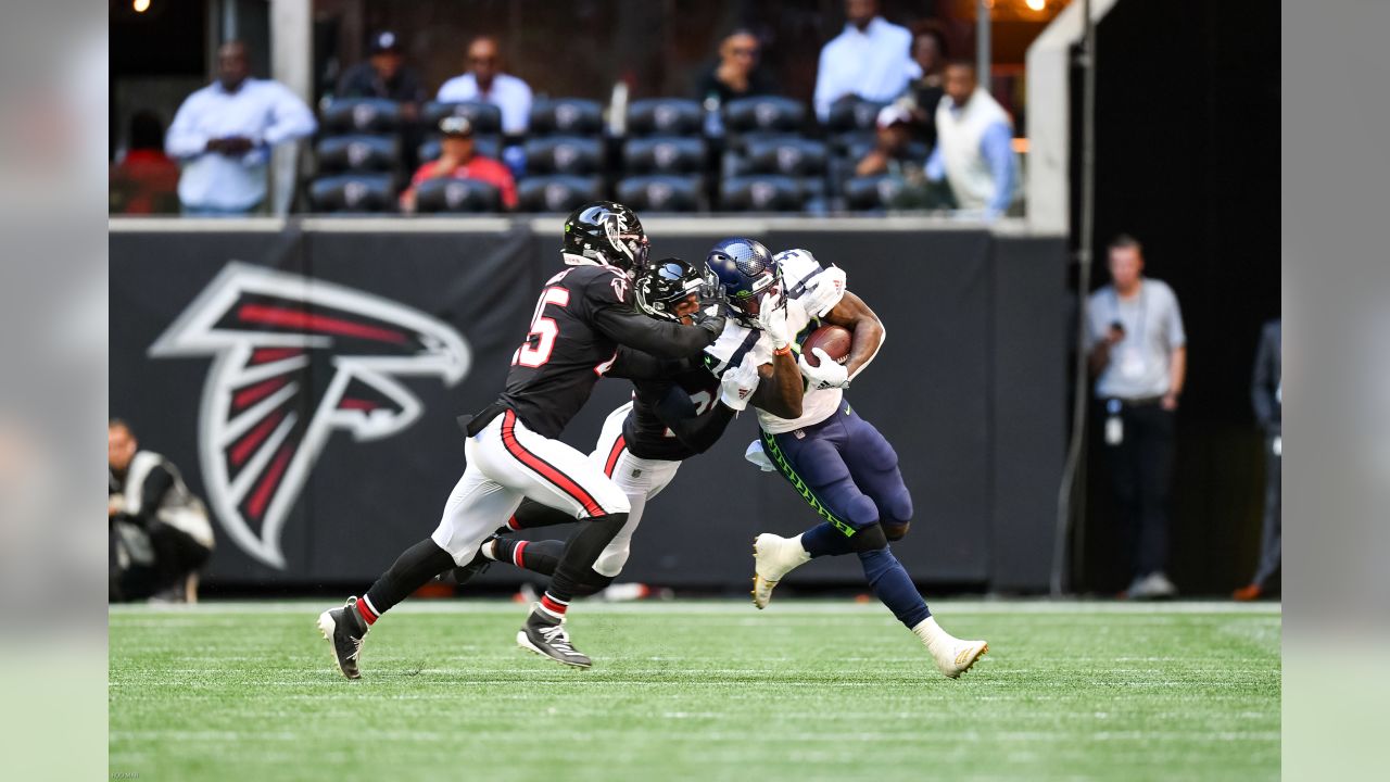 Bobby Wagner In “Exactly The Right Place” After Returning To Seahawks