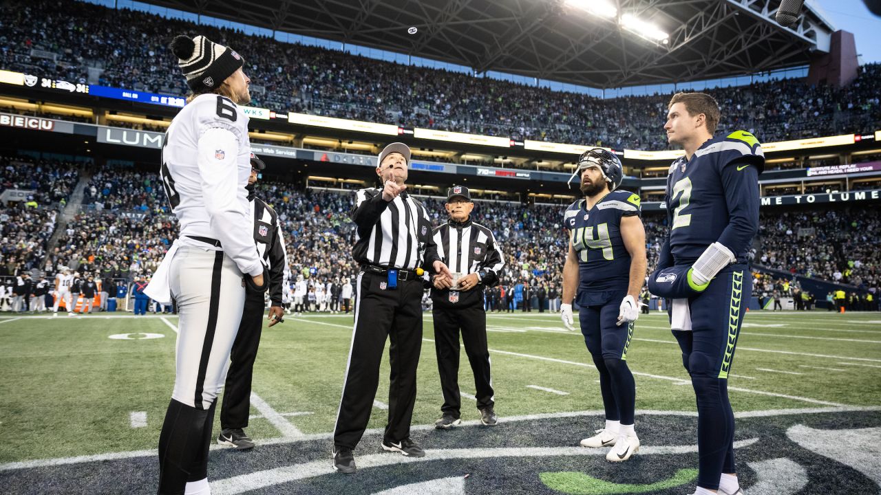 Rule Change Opens Door For Seattle Seahawks' Throwback Threads in 2022 -  Sports Illustrated Seattle Seahawks News, Analysis and More