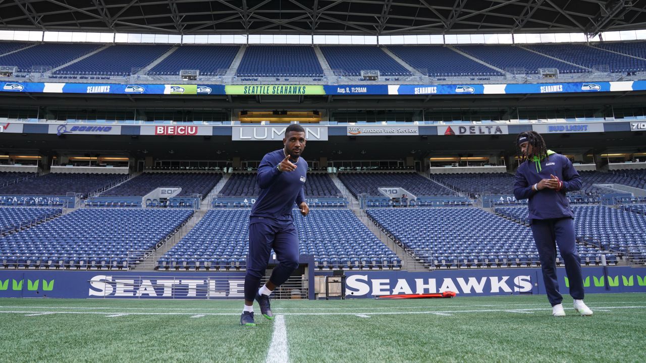 Photos: Seahawks mock game at Lumen Field