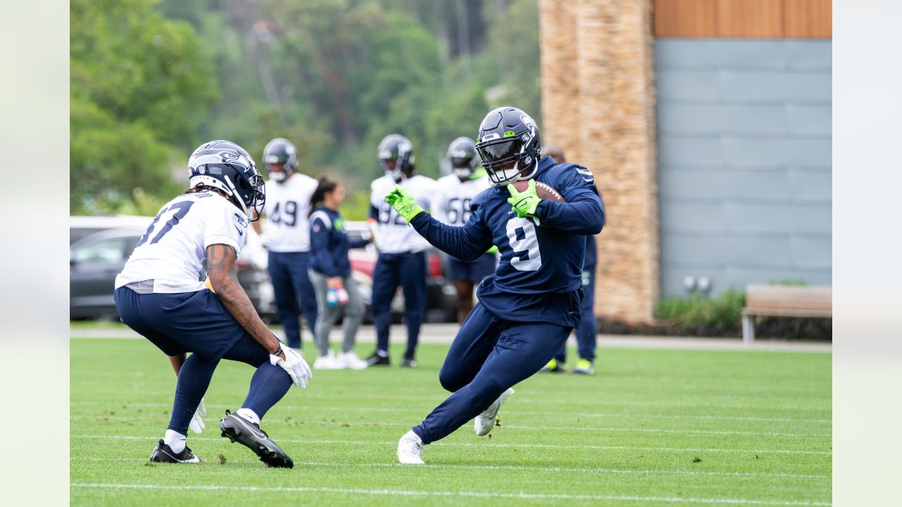 Seahawks Advanced Stats Of The Week: Kenneth Walker III Is Mr. Elusive