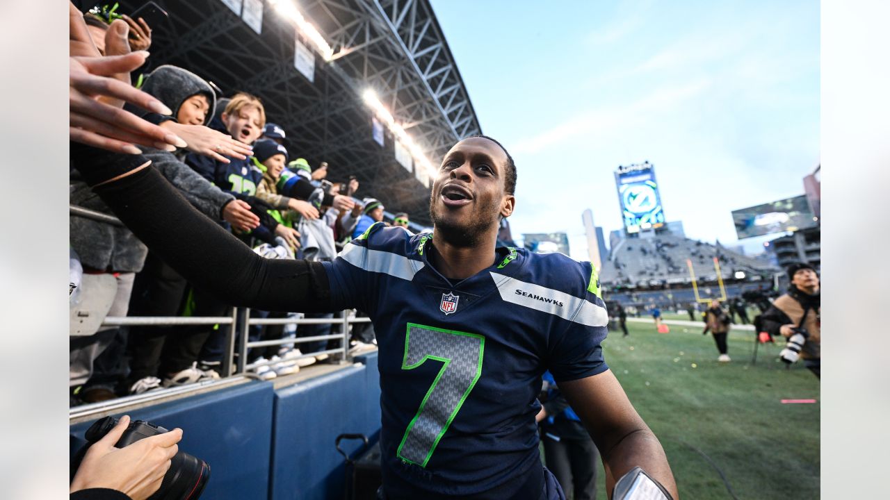 Seattle Seahawks Show Outpouring of Support for Buffalo Bills DB Damar  Hamlin - Sports Illustrated Seattle Seahawks News, Analysis and More