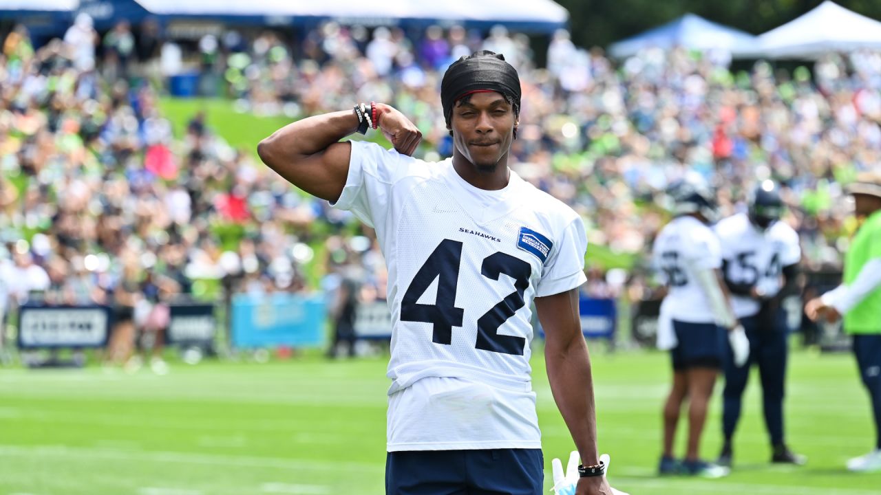 Welcome Back, 12s & Other Observations From Day 1 Of 2021 Seahawks Training  Camp