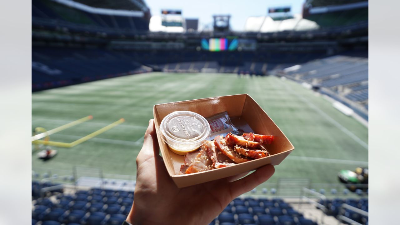 Seahawks and Sounders FC Select New Food and Beverage Provider at