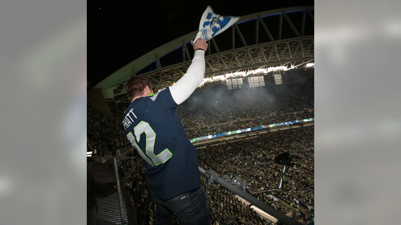 Chris Pratt Celebrates Seahawks Playoff Game as the 12th Man