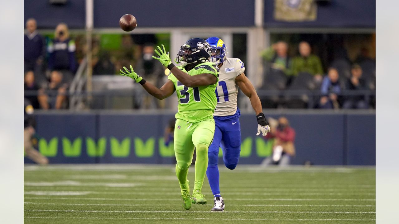 Seattle Seahawks on X: .@GenoSmith3's first touchdown this year