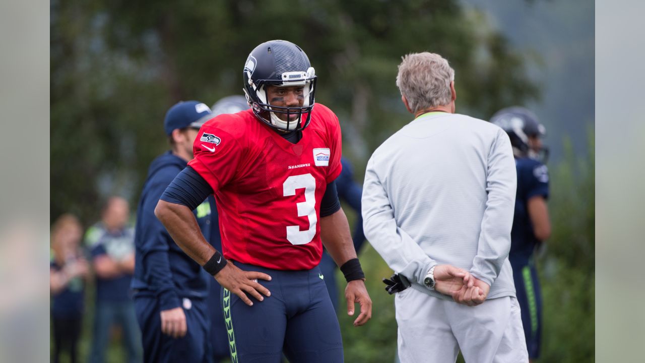 Geno Smith Ready For Second Season As Seahawks' Starting QB: “Imagine What  Else I Can Do”