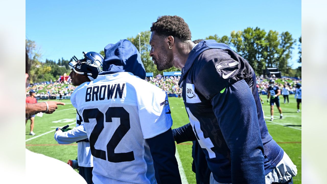 Seattle Seahawks wide receiver Tyler Lockett (16) looks on during an NFL  pre-season football game against the Minnesota Vikings, Thursday, Aug. 10,  2023 in Seattle. (AP Photo/Ben VanHouten Stock Photo - Alamy