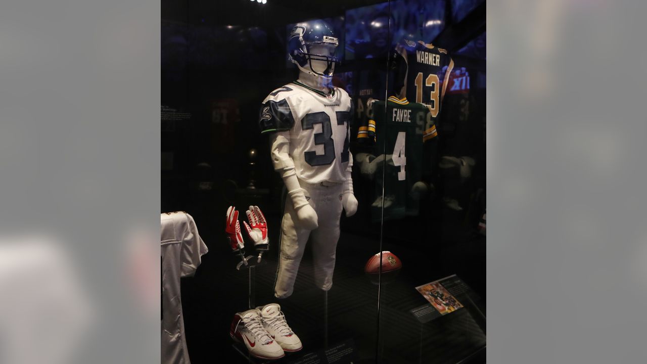 Football and America Exhibit Opens at Hall of Fame