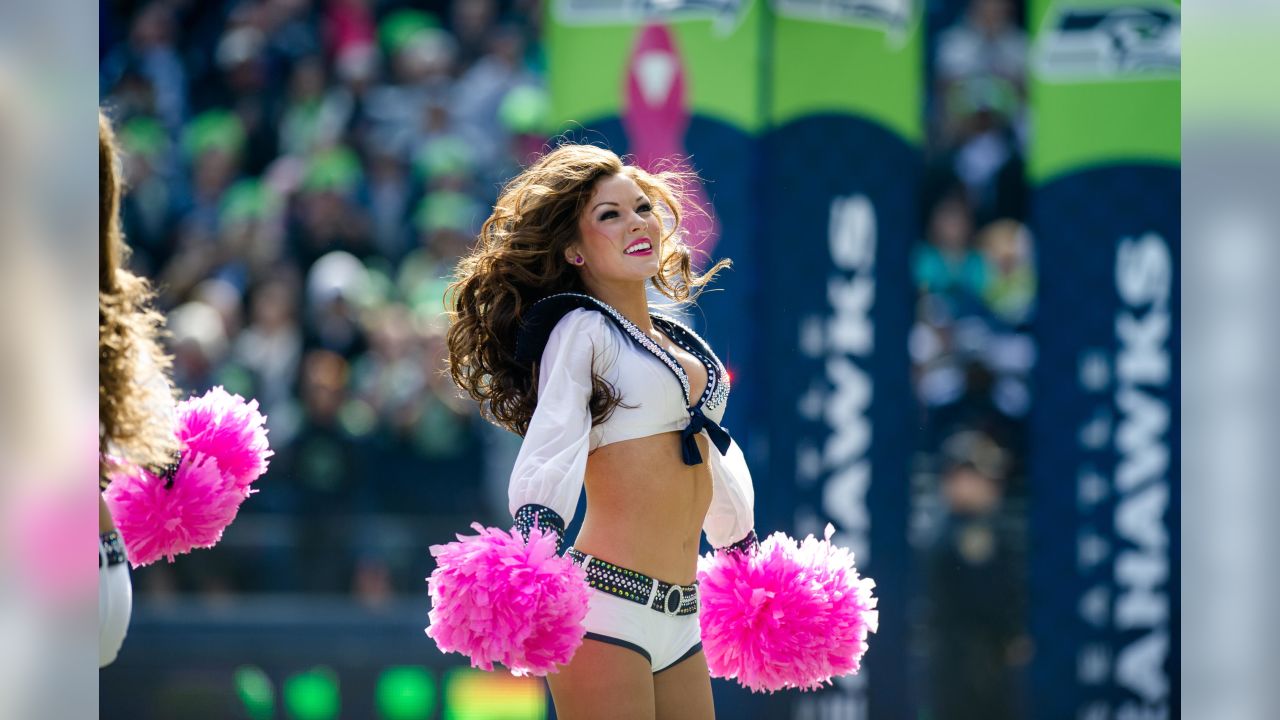 Seattle Seahawks Cheerleaders, Seattle Seahawks Sea Gals Cheerleaders  Calendar 2013 [PHOTOS]