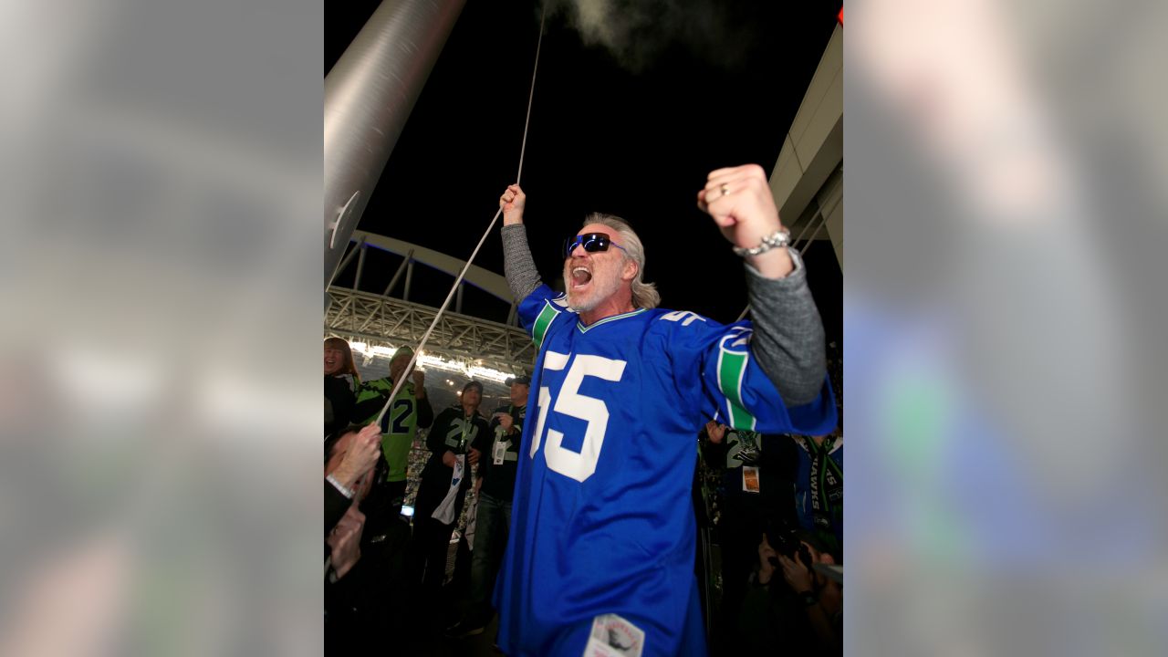 Seattle Seahawks - We welcome Brian Bosworth ahead of Sunday's game to  raise the #12Flag. 