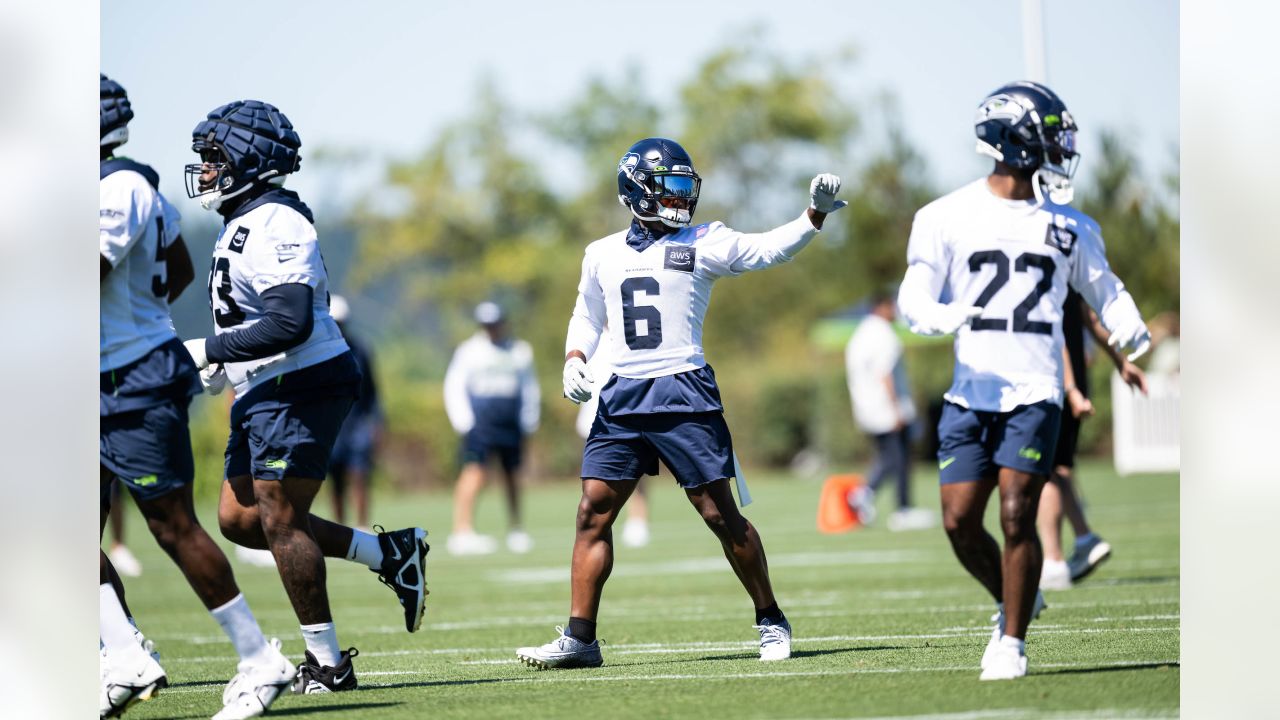 Seattle Seahawks cornerback Coby Bryant holds a football during warmups  before the NFL football team's mock game, Friday, Aug. 4, 2023, in Seattle.  (AP Photo/Lindsey Wasson Stock Photo - Alamy