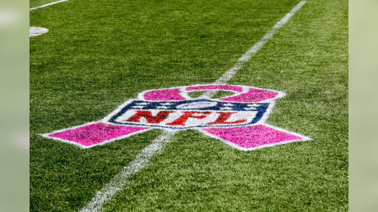 Seahawks, NFL raising awareness for breast cancer on game day