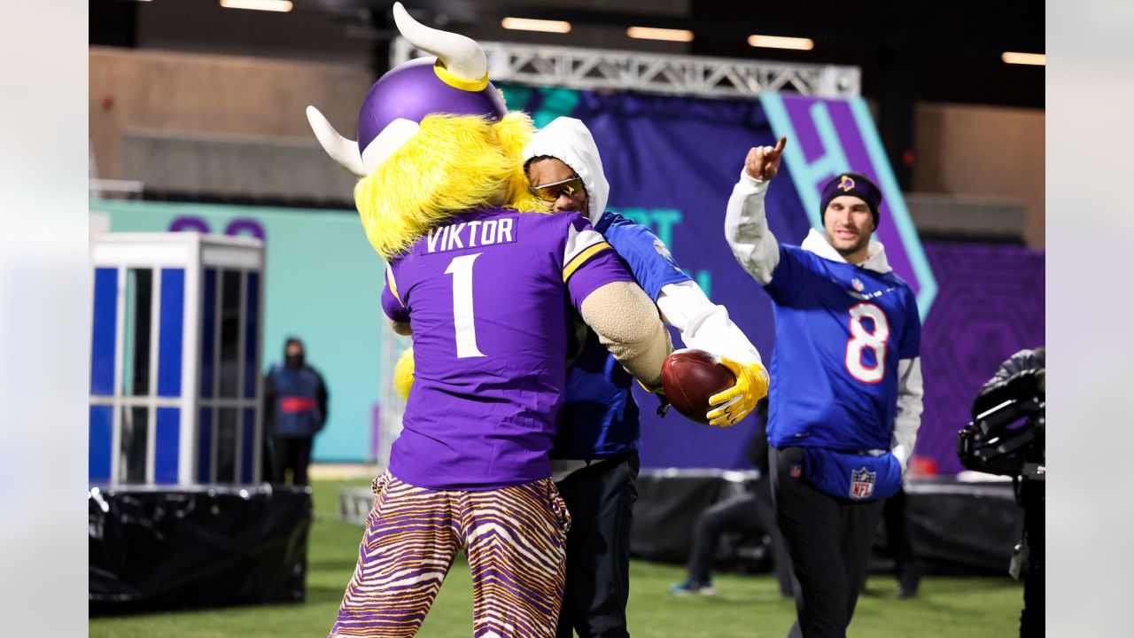 PHOTOS: Best Shots From The 2022 Pro Bowl Skills Showdown