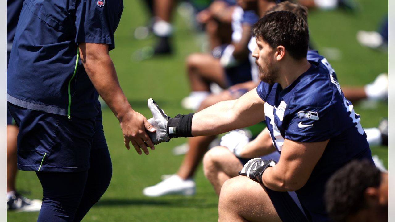 D'Wayne Eskridge & Tre Brown Enjoy Competition At Rookie Minicamp: “We're  Going To Make Each Other Better”