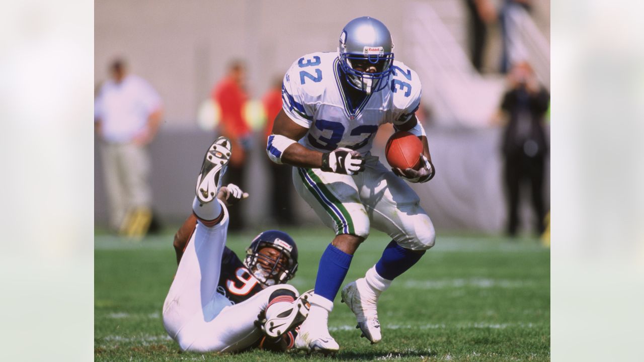 Seattle Seahawks running back Ricky Watters carries the ball