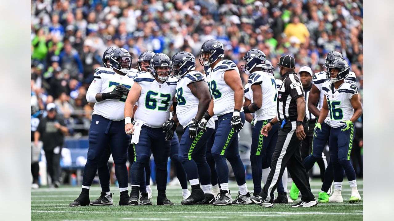 Seahawks & Broncos 10 year celebration yesterday of their 2013 Super Bowl  matchup : r/nfl