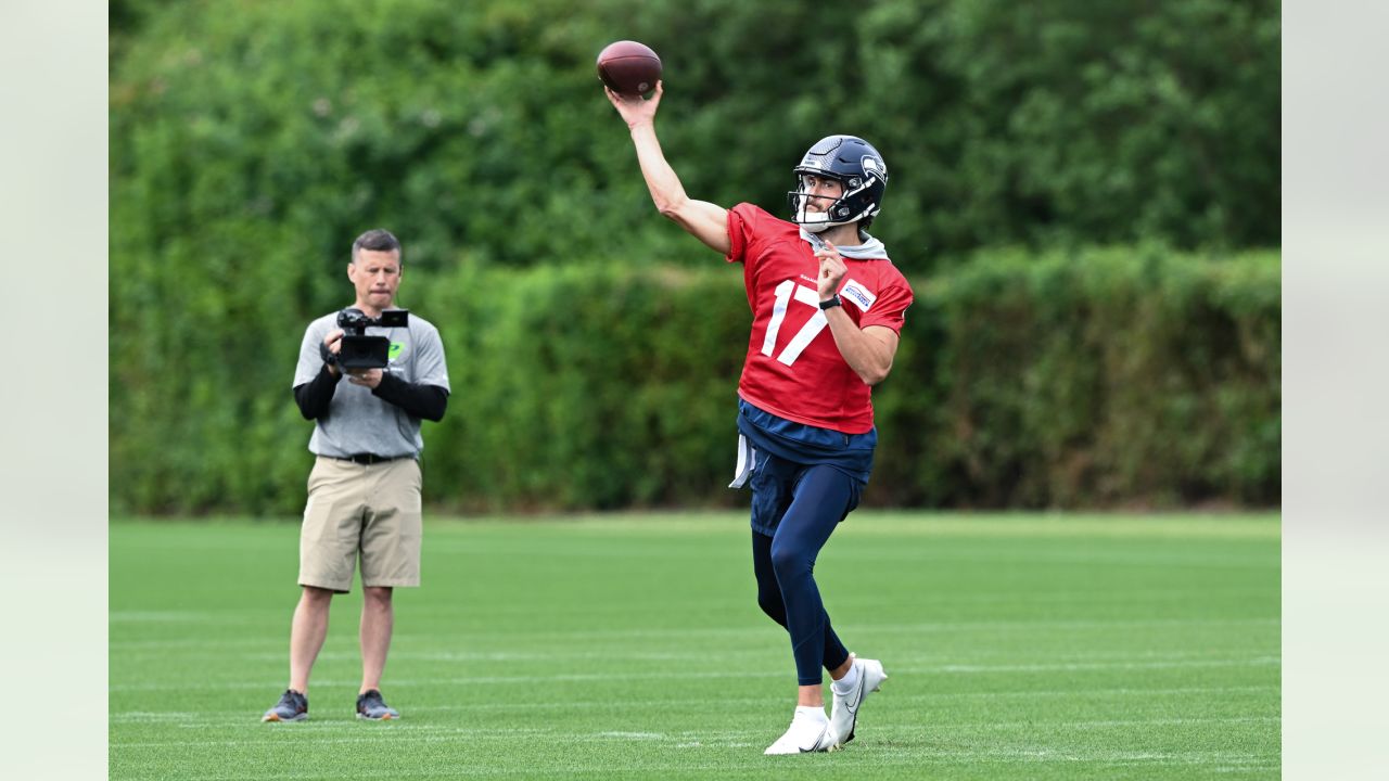 Seattle Seahawks head coach brandishes Allianz Arena playing