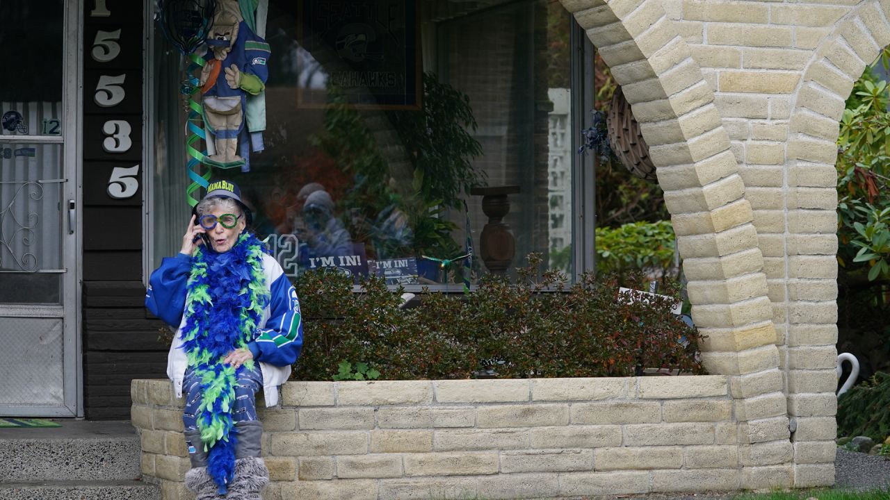 PHOTOS: Seahawks Surprise 'Mama Blue' With 2020 Fan of the Year Award