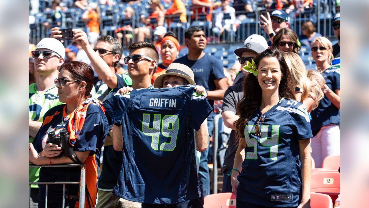 Pre-Snap Reads 5/13: Seahawks set to face Broncos in season opener on MNF -  Field Gulls